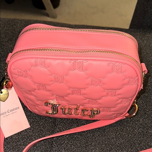 Juicy Couture Taking the always Camera Crossbody Bag Pink Lemonade - Picture 4 of 16
